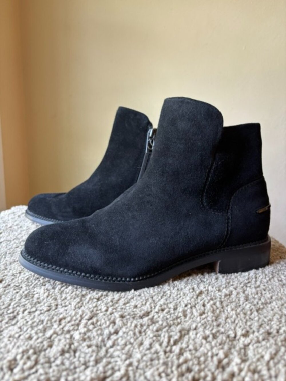 Franco Sarto Happily Black Suede Low Heel Ankle Bootie Women's Size 8.5M